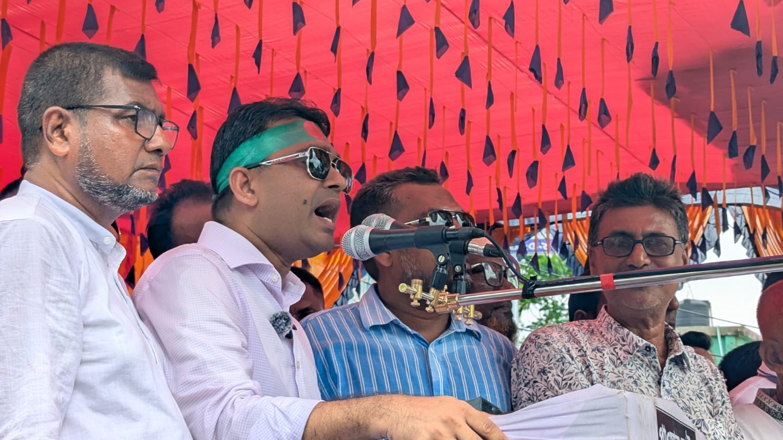 ধর্মের অপব্যাখ্যা দিয়ে জাতিকে বিভ্রান্ত করা হচ্ছে: ড. মনিরুজ্জামান
